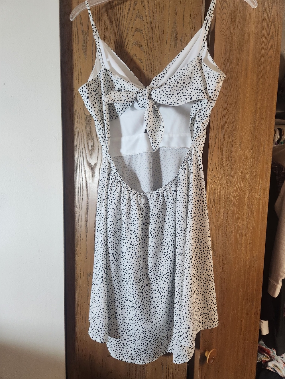 🚨BOGO🚨SHEIN White Spotted Tie-Front Mini Dress - Picture 7 of 8